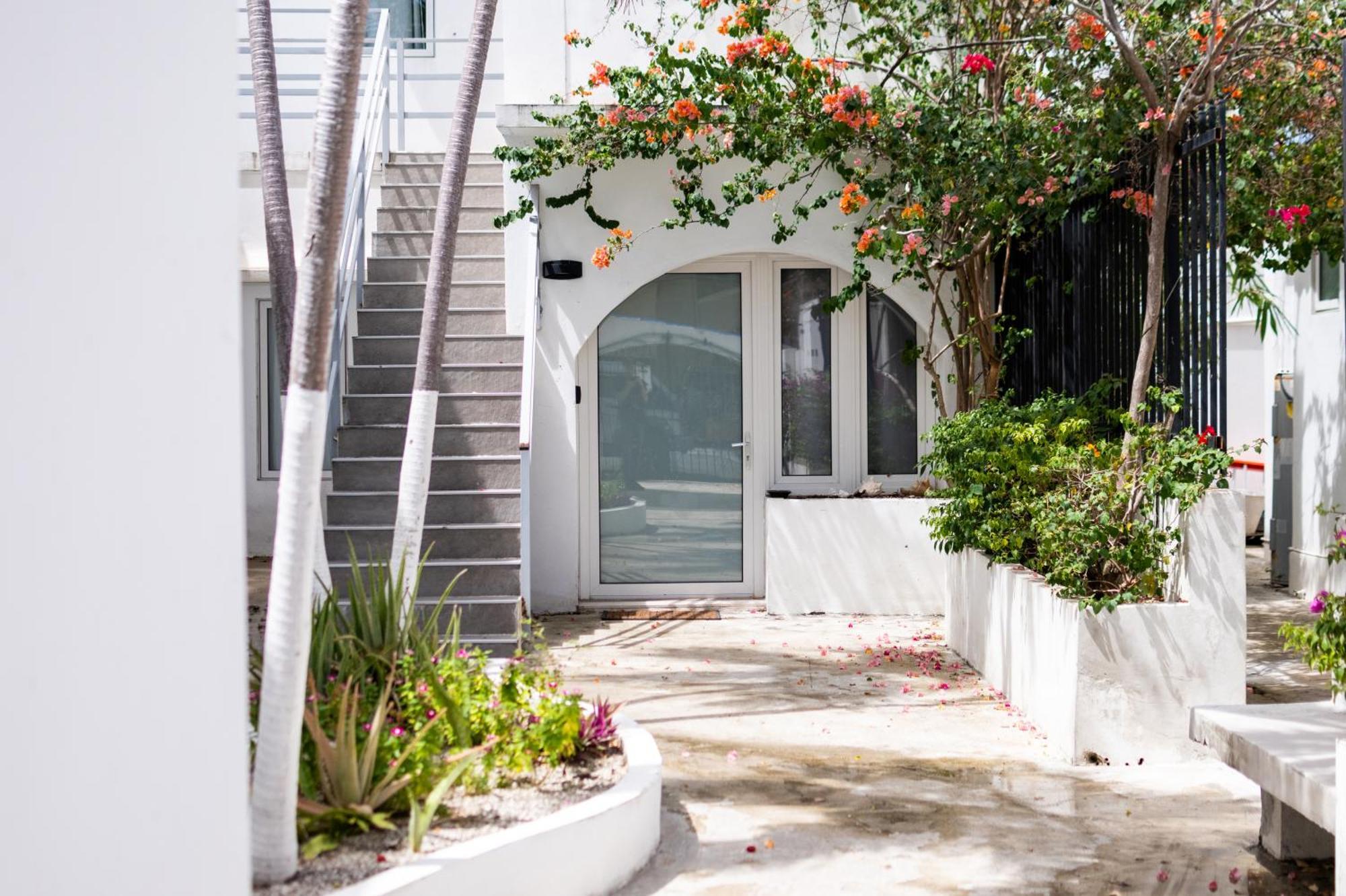 La Mona Loiza Apartment Complex By Stay With Bear San Juan Exterior foto